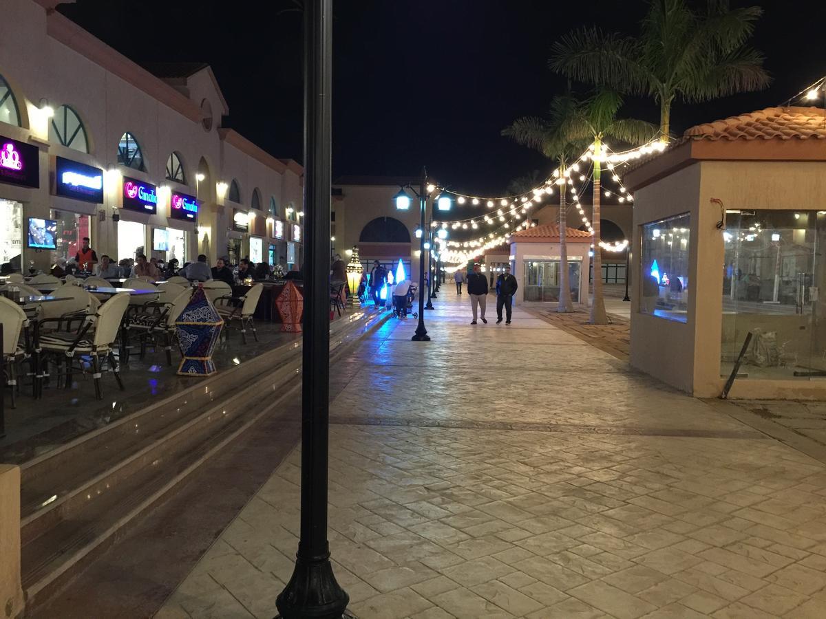 Al-rehab Luxury Families Only Каир